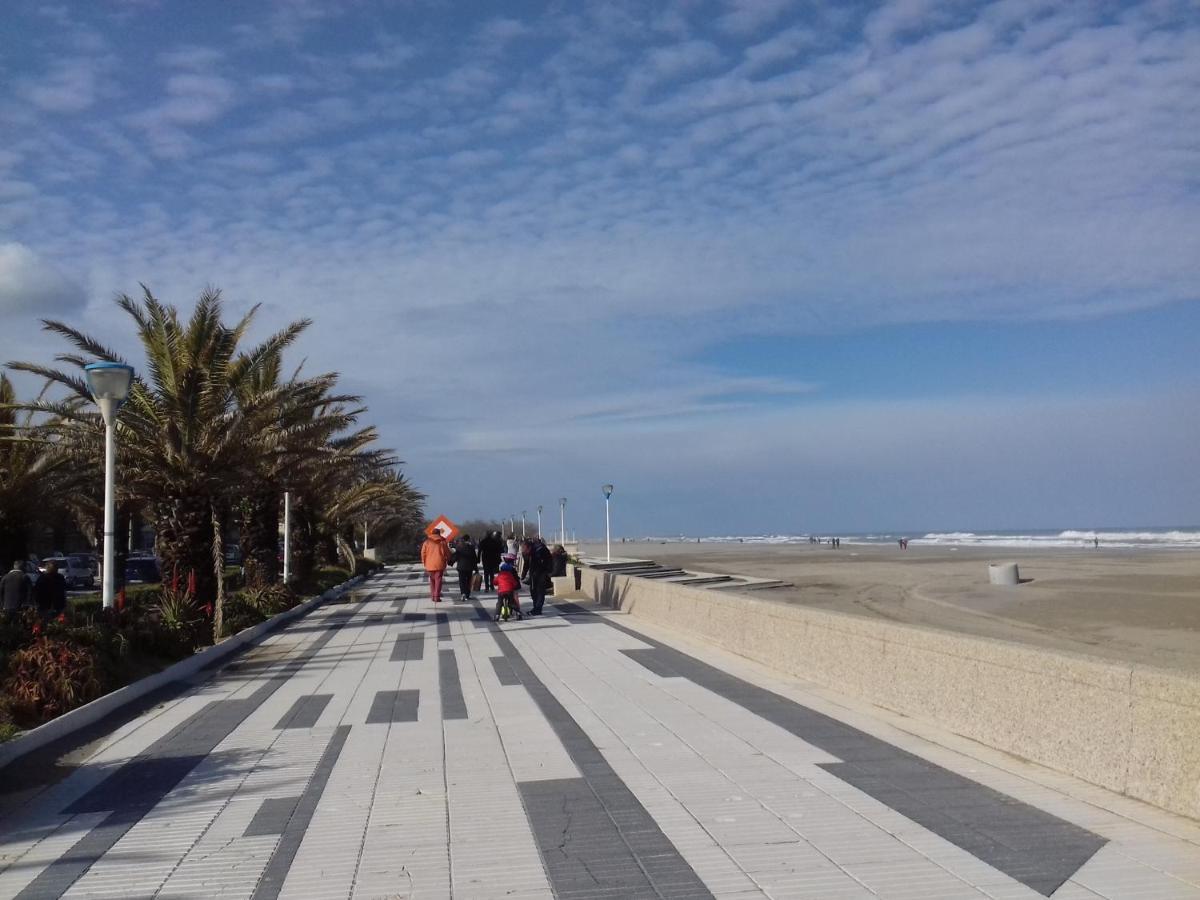 Beau Studio Vue Mer Canet Sud Bagian luar foto